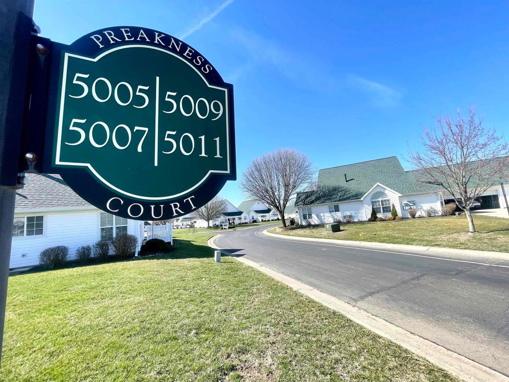 Photo of 5009 W Preakness Court, Muncie, IN 47304 (MLS # 202548154)