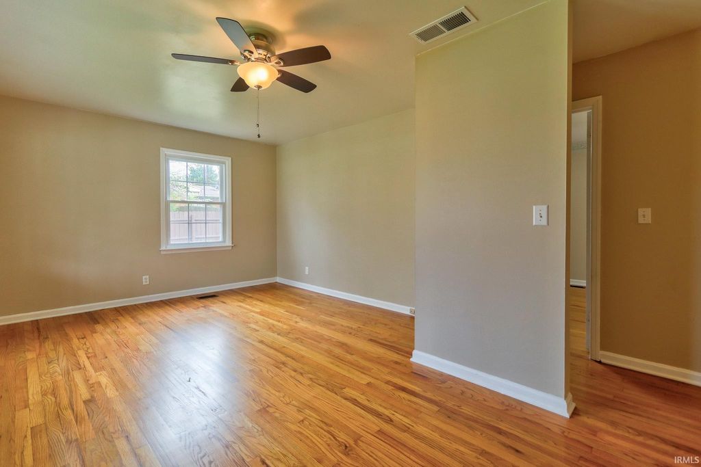 Photo of 509 E Jefferson Avenue, Chandler, IN 47610 (MLS # 202611408)