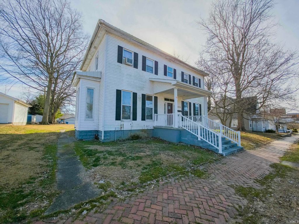 Photo of 223 E 3rd Street, Mount Carmel, IL 62863 (MLS # 202602098)