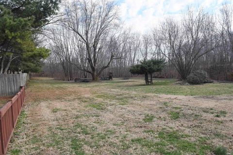 Tiny photo for 7481 Old Boonville Highway, Evansville, IN 47715 (MLS # 202606574)