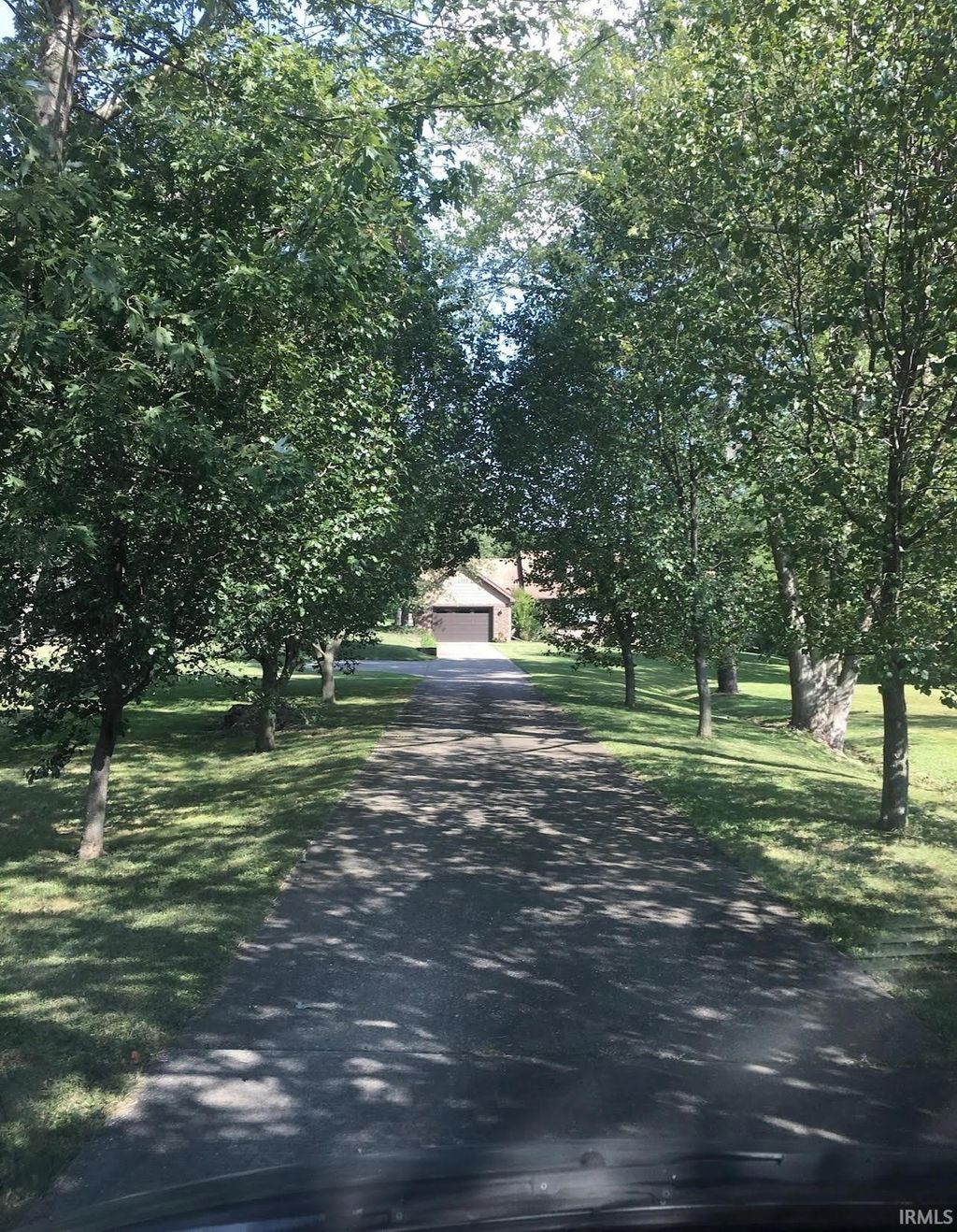 Photo of 7481 Old Boonville Highway, Evansville, IN 47715 (MLS # 202606574)