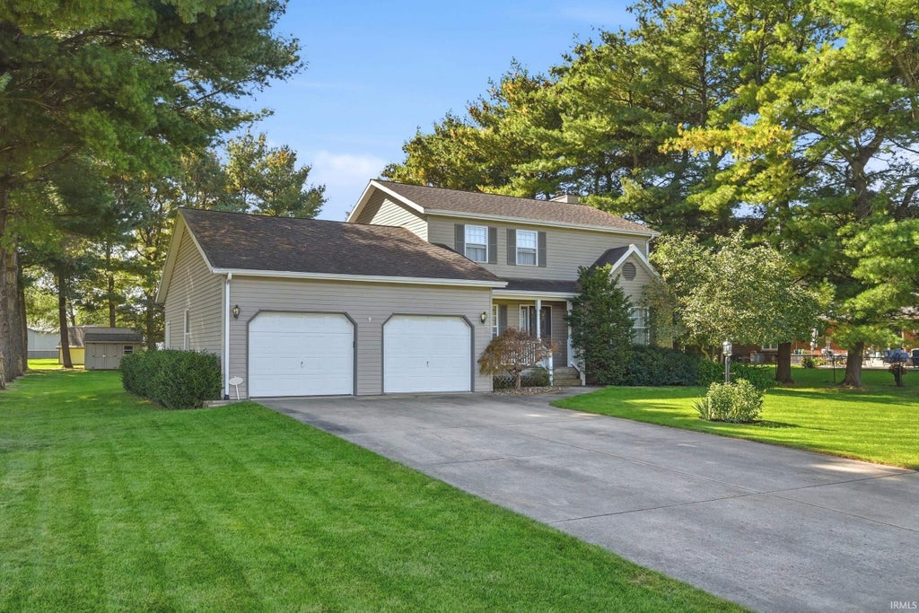 Photo of 29650 Dawn Jo Lene Avenue, Elkhart, IN 46517 (MLS # 202642384)