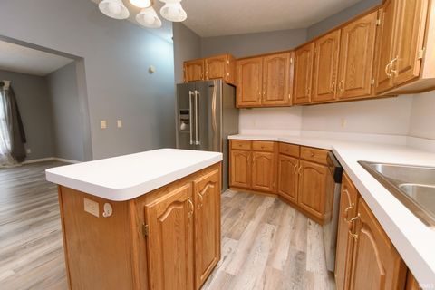 Tiny photo for 120 W Warren Street, Peru, IN 46970 (MLS # 202618363)
