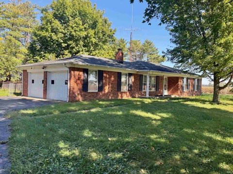 Photo of 621 E 800 S, Frankfort, IN 46041 (MLS # 202643007)