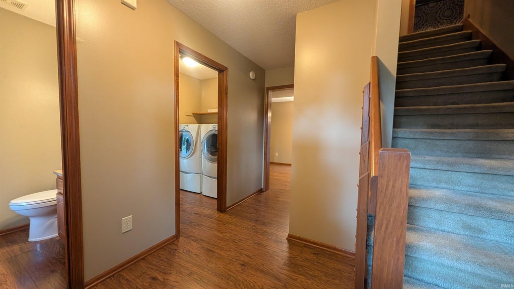Photo of 2725 Sweet Cider Road, Fort Wayne, IN 46818 (MLS # 202625551)