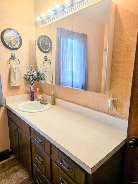 Tiny photo for 5660 E 400 N Street, Monticello, IN 47960 (MLS # 202613997)