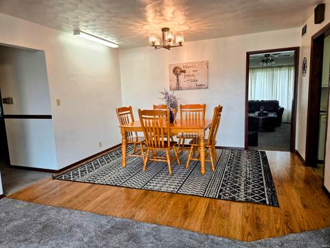 Tiny photo for 5660 E 400 N Street, Monticello, IN 47960 (MLS # 202613997)