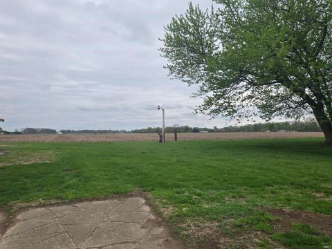 Tiny photo for 5660 E 400 N Street, Monticello, IN 47960 (MLS # 202613997)