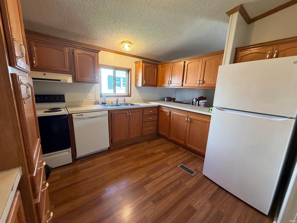 Photo of 267 N East Street, Spencer, IN 47460 (MLS # 202637790)