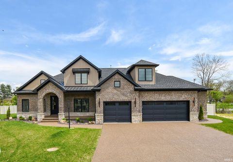 2102 Chadwick Drive, Newburgh, IN 47630 - MLS#: 202502401