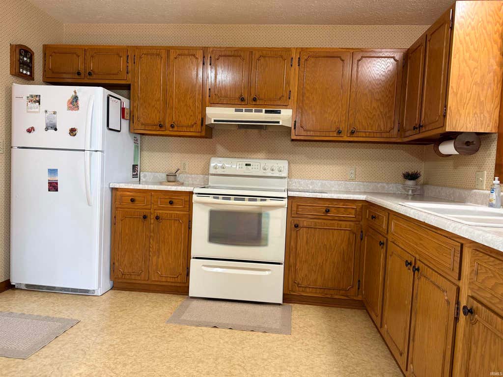 Photo of 352 Johnson Lane LN, Bedford, IN 47421 (MLS # 202634091)