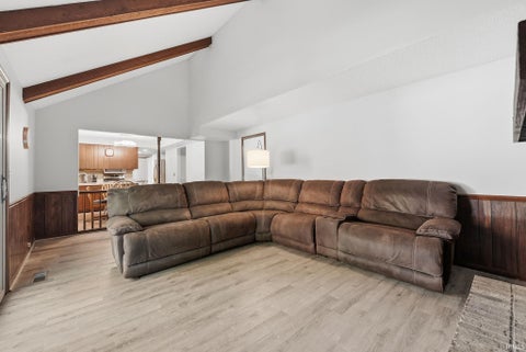 Tiny photo for 1310 Windsor Woods Boulevard, Fort Wayne, IN 46845 (MLS # 202643705)