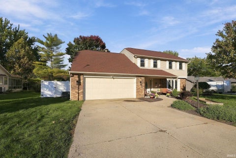 Tiny photo for 1310 Windsor Woods Boulevard, Fort Wayne, IN 46845 (MLS # 202643705)