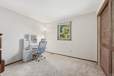Tiny photo for 1310 Windsor Woods Boulevard, Fort Wayne, IN 46845 (MLS # 202643705)