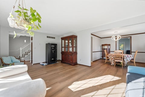 Tiny photo for 1310 Windsor Woods Boulevard, Fort Wayne, IN 46845 (MLS # 202643705)