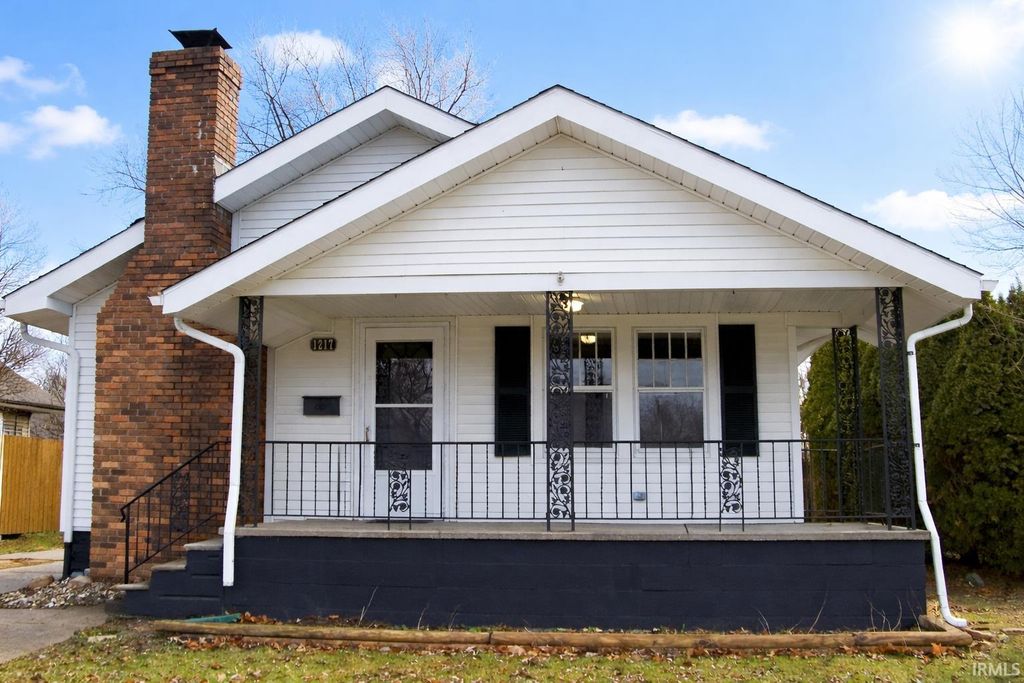 Photo of 1217 Bower Street, Elkhart, IN 46514 (MLS # 202601075)