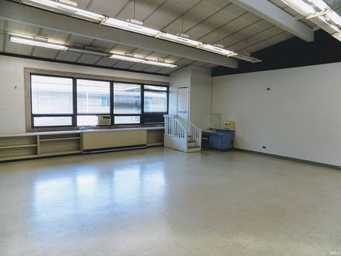 Tiny photo for 804 S PURDUM Street, Kokomo, IN 46901 (MLS # 202439001)