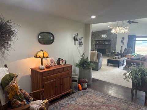 Tiny photo for 6607 E Red Road, Vincennes, IN 47591 (MLS # 202643561)