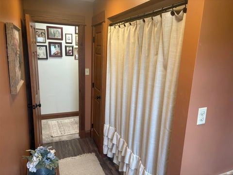 Tiny photo for 6607 E Red Road, Vincennes, IN 47591 (MLS # 202643561)