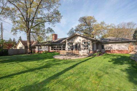 Tiny photo for 2113 S 8th Street, Lafayette, IN 47905 (MLS # 202618272)
