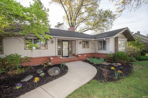 Tiny photo for 2113 S 8th Street, Lafayette, IN 47905 (MLS # 202618272)