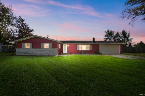 Photo of 7718 Diane Drive, Fort Wayne, IN 46835 (MLS # 202643605)