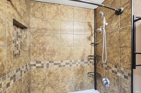 Tiny photo for 7718 Diane Drive, Fort Wayne, IN 46835 (MLS # 202643605)