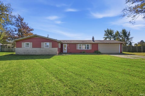 Tiny photo for 7718 Diane Drive, Fort Wayne, IN 46835 (MLS # 202643605)