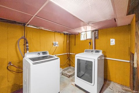 Tiny photo for 215 22nd Street, Logansport, IN 46947 (MLS # 202539388)