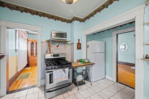 Tiny photo for 215 22nd Street, Logansport, IN 46947 (MLS # 202539388)