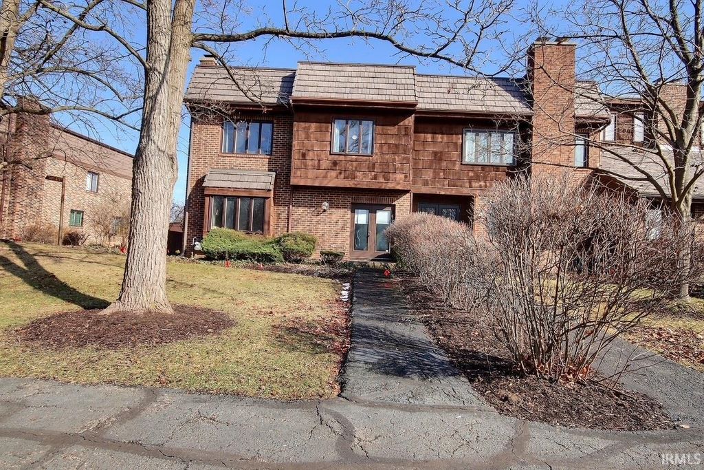 Photo of 6736 Covington Creek Trail, Fort Wayne, IN 46804 (MLS # 202604966)