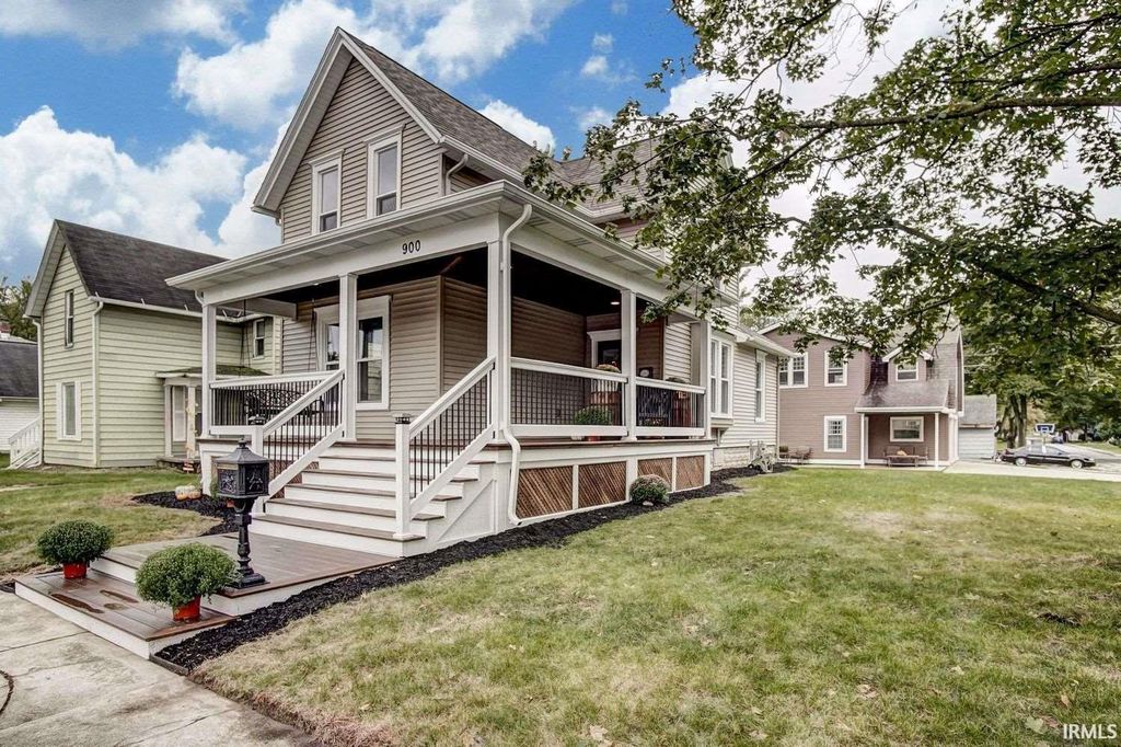 Photo of 900 S Randolph Street, Garrett, IN 46738 (MLS # 202611182)