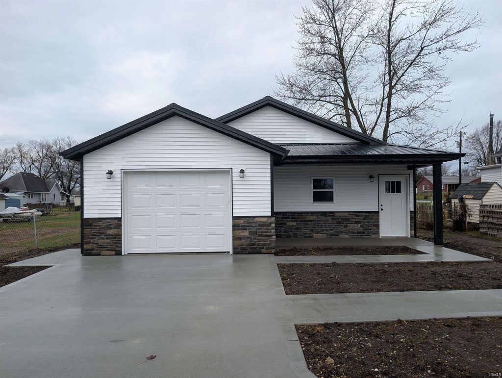 Photo of 407 Ogdon Street, Washington, IN 47501 (MLS # 202603869)