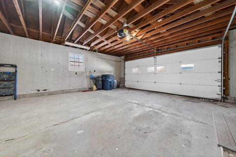 Tiny photo for 1411 N WABASH Avenue, Marion, IN 46952 (MLS # 202549275)