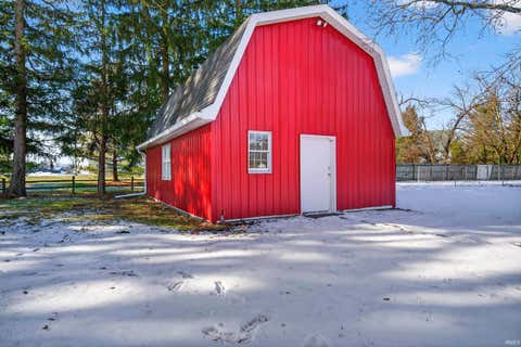 Tiny photo for 1411 N WABASH Avenue, Marion, IN 46952 (MLS # 202549275)
