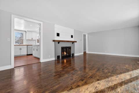 Tiny photo for 1411 N WABASH Avenue, Marion, IN 46952 (MLS # 202549275)