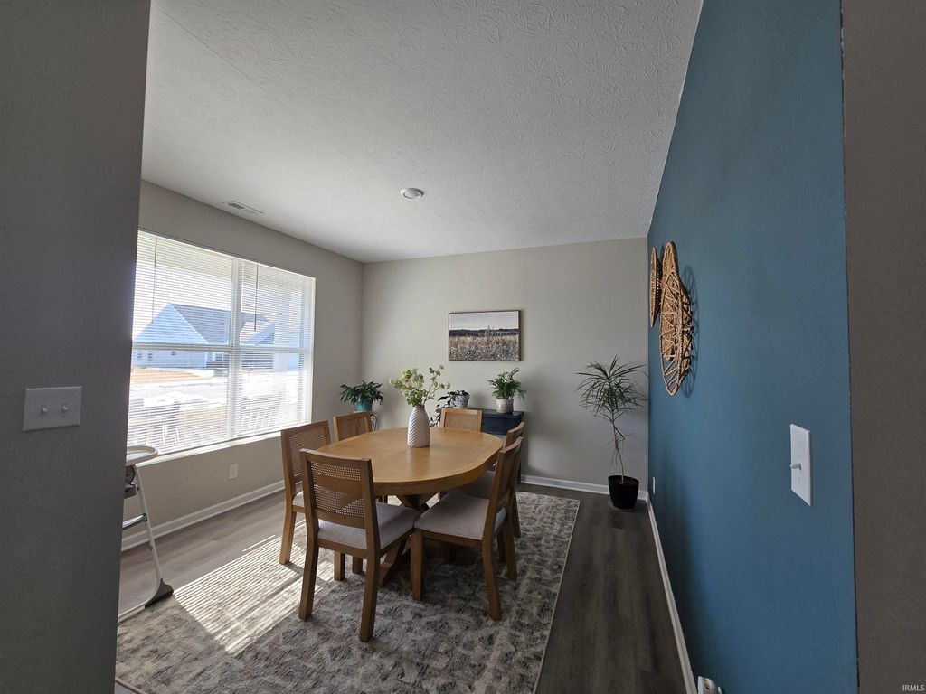 Photo of 910 HIGHLAND SPRINGS Lane, Kokomo, IN 46902 (MLS # 202605085)