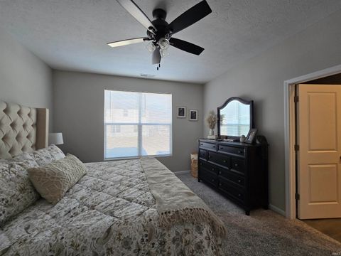 Tiny photo for 910 HIGHLAND SPRINGS Lane, Kokomo, IN 46902 (MLS # 202605085)