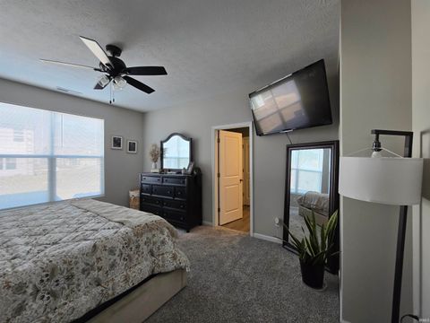 Tiny photo for 910 HIGHLAND SPRINGS Lane, Kokomo, IN 46902 (MLS # 202605085)