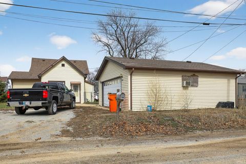 Tiny photo for 602 E 2nd Street, Reynolds, IN 47980 (MLS # 202607957)