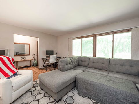 Tiny photo for 5017 S St. Philip Road, Evansville, IN 47712 (MLS # 202638873)