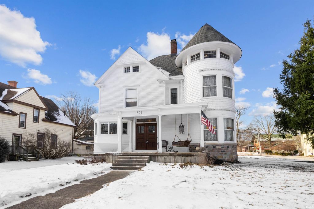 Photo of 703 S Main Street, Auburn, IN 46706 (MLS # 202602056)