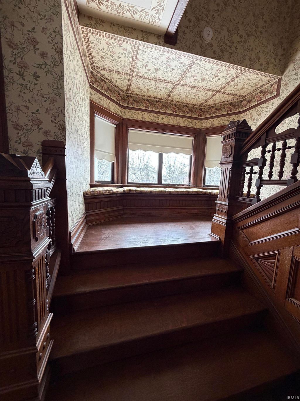 Photo of 703 S Main Street, Auburn, IN 46706 (MLS # 202602056)