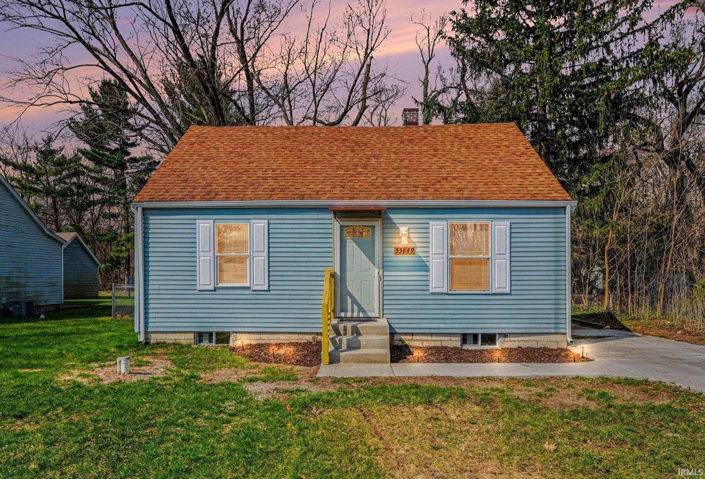 Photo of 55849 Mayflower Road, South Bend, IN 46619 (MLS # 202610239)