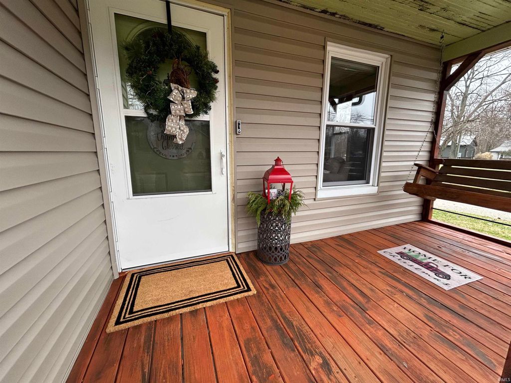 Photo of 2223 S State Road 61, Winslow, IN 47598 (MLS # 202548408)