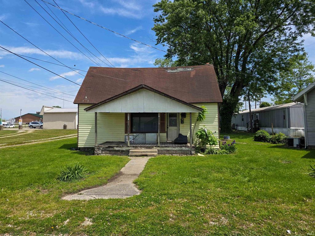Photo of 39 NW 4TH Street, Linton, IN 47441 (MLS # 202616778)