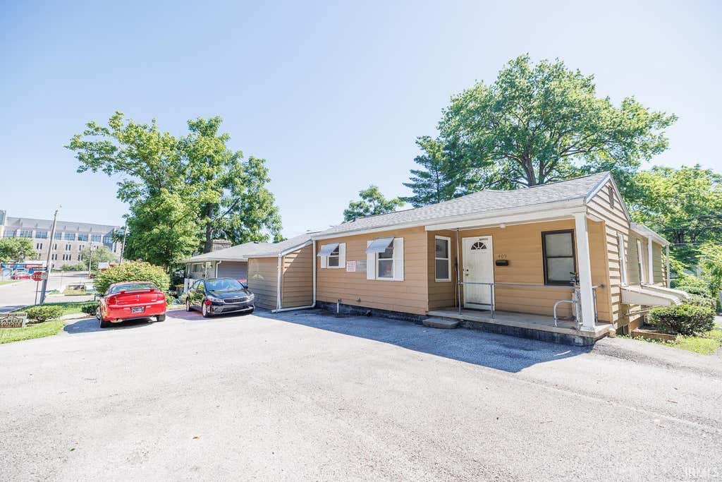 Photo of 409 S Swain Avenue, Bloomington, IN 47401 (MLS # 202629115)