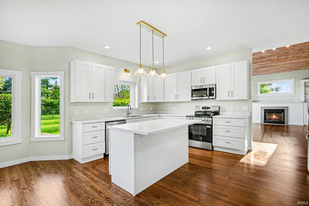 Photo of 21475 Cheri Lane Ln, Bristol, IN 46507 (MLS # 202617023)