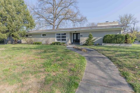 Photo of 2338 E Chandler Avenue, Evansville, IN 47714 (MLS # 202611314)