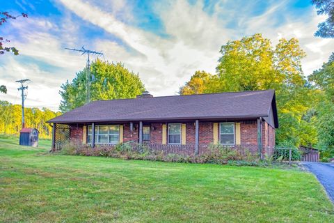 8511 N Norm Anderson Road, Bloomington, IN 47404 - #: 202242386